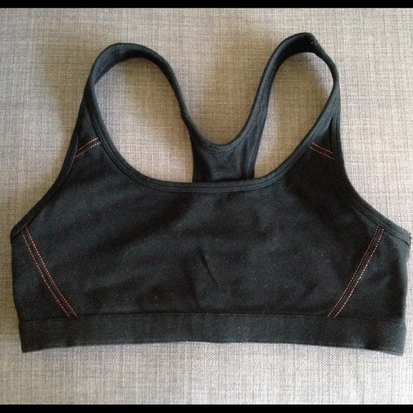 Victoria's Secret NWOT Sports Bra