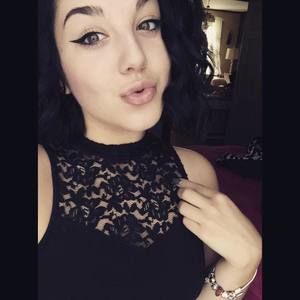 Meet your Posher, Tina