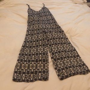 Zara Pants - Zara Trafaluc Jumpsuit! Zara Pants - Zara Trafaluc Jumpsuit!
