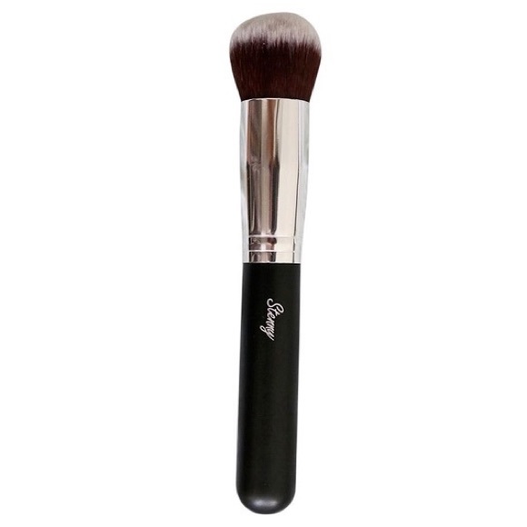 Stenny Cosmetics Round Top Kabuki Brush