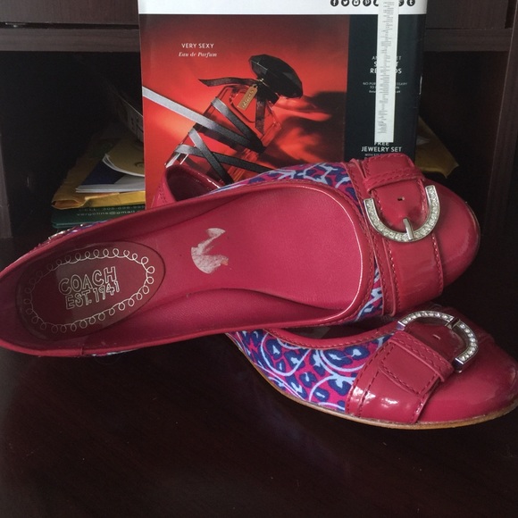 Coach Shoes like new !! - Picture 1 of 4
