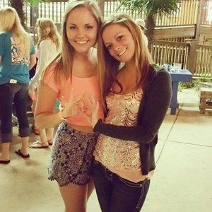 Meet your Posher, Kayli