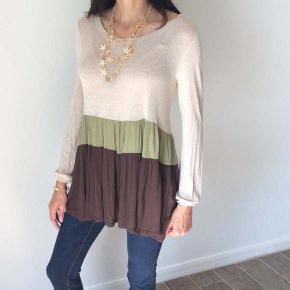 Babydoll Knit Tunic ๐ฅLast M - Picture 3 of 3
