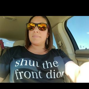 Meet your Posher, Debora