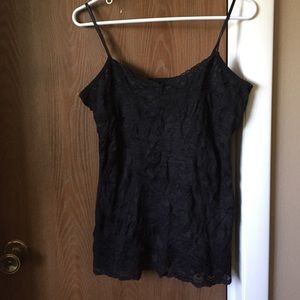 Black crinkled lace tank top large