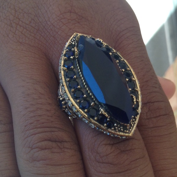 WOW SAPPHIRE TOPAZ RING - Picture 3 of 4