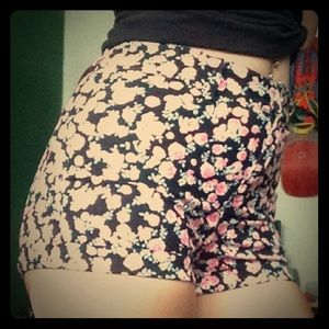 H&M high waisted floral shorts