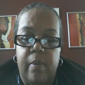 Meet your Posher, Beverly