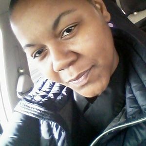 Meet your Posher, Ebony