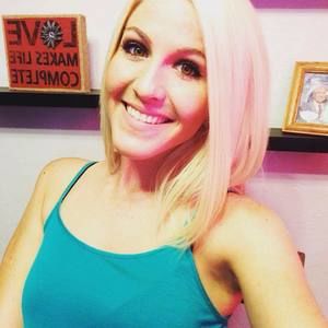 Meet your Posher, Devin