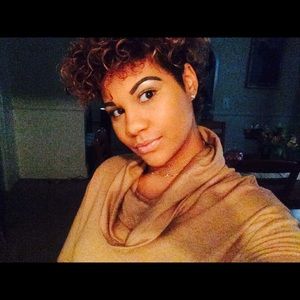 Meet your Posher, Jillian