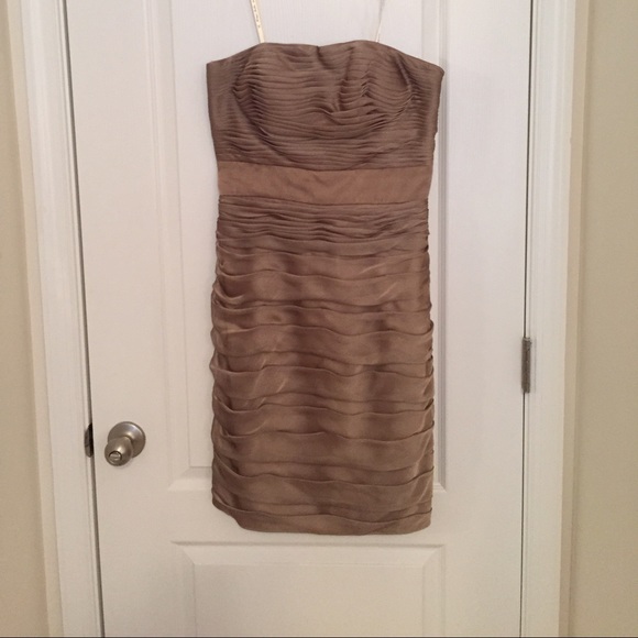ML Monique Lhuillier Dress