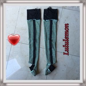 Lululemon leg warmer- mint/black.