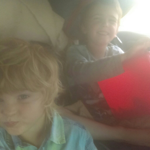 Meet your Posher - Picture 3 of 3