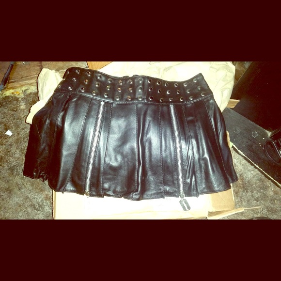 Sexy black leather mini skirt