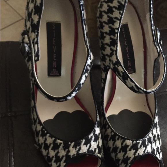 Steven by Steve Madden, 6.5 good condition,