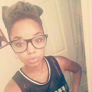 Meet your Posher, Nakaya