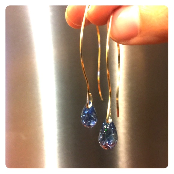Blue briolette earrings - Picture 1 of 2