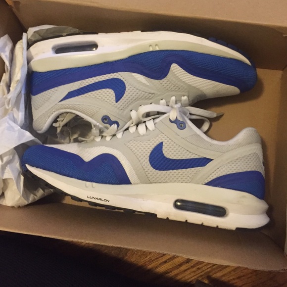 NIKE AIR MAX LUNAR1