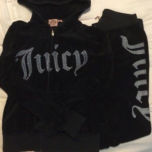 Velour sweatshirt and sweatpants