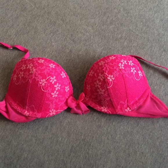 Push-up bra