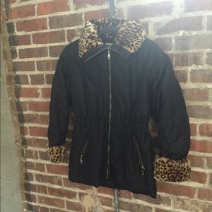Black puff jacket with faux fur