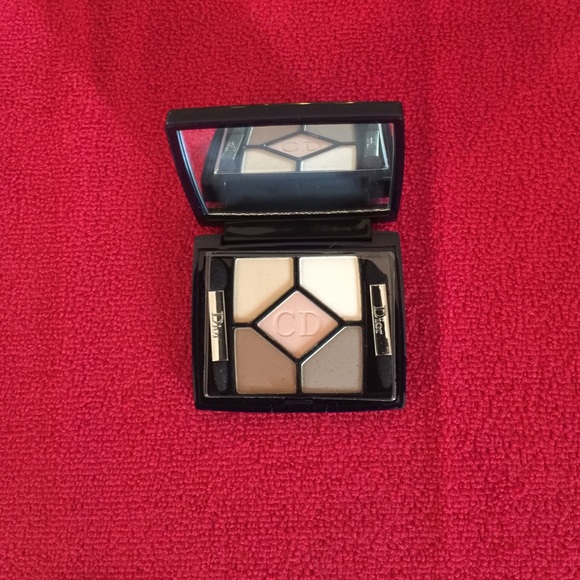 👄NWOB Christian Dior 5 color eyeshadow palette👄