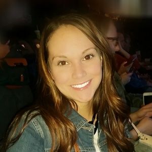 Meet your Posher, Christina