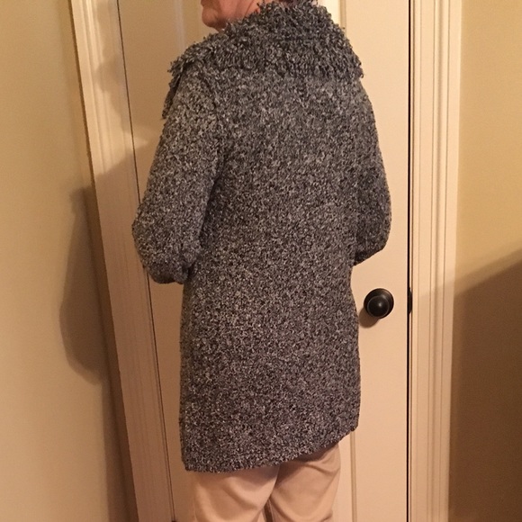 Cardigan - Picture 2 of 3