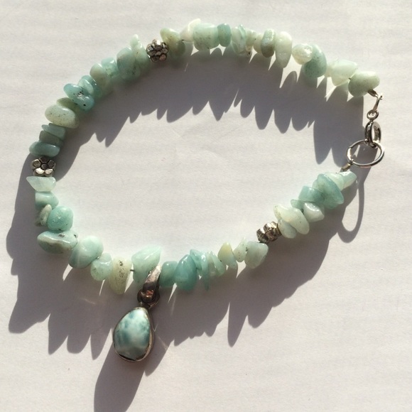 Lovely 8" Bracelet with a small Larimar charm🎀SS - Picture 4 of 4