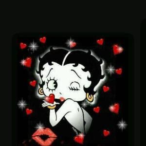 Meet your Posher, Henrietta