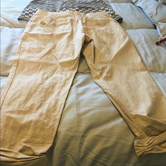 NWT- dressy cream colored linen pants