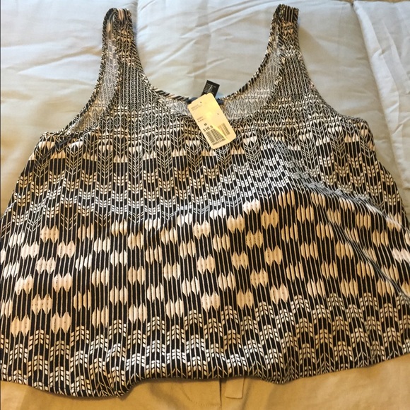 Woven top black/taupe size M ***NWT