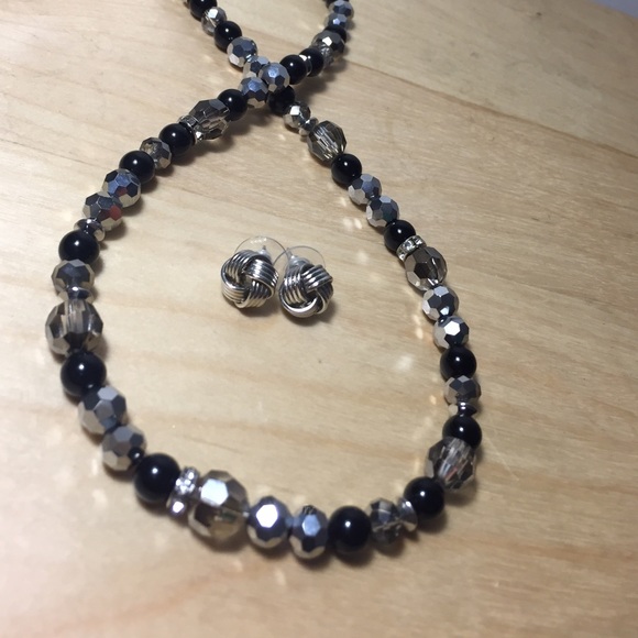 NWT LOFT Knot Studs
