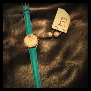 Watch and earrings bundle
