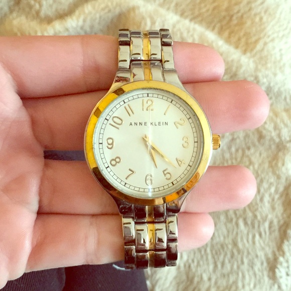 Anne Klein Watch - Picture 1 of 4