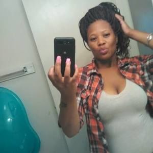 Meet your Posher, Erika