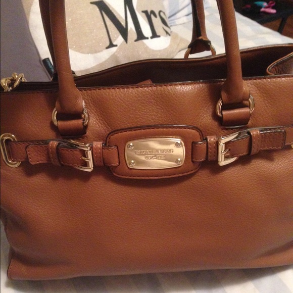 Michael Kors Handbags - Large Michael Kors Ew