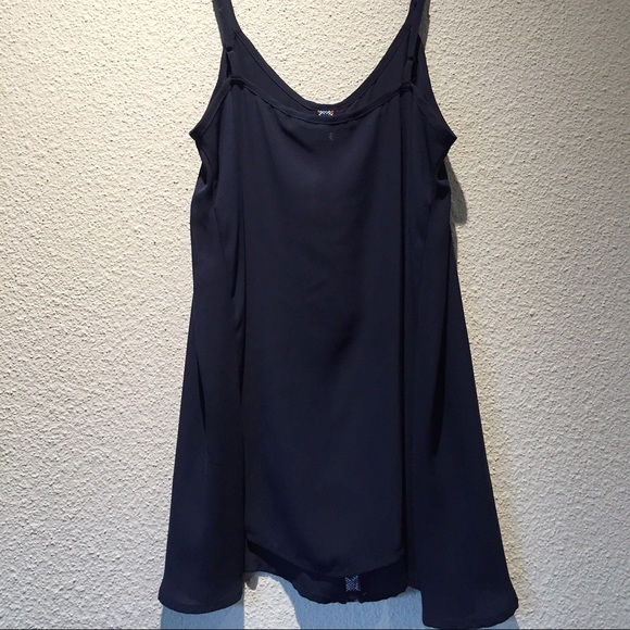 NWT 19 Copper Designer flowy tank - Picture 2 of 4