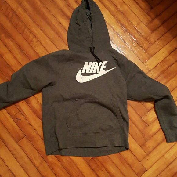 Nike sweatshirt