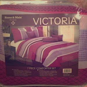 Queen bed set purple
