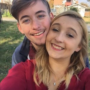 Meet your Posher, Brittney