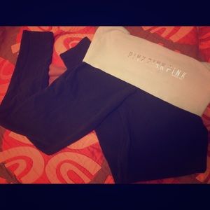 Skinny leg yoga pants.