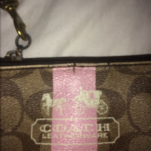 Coach wristlet - Picture 2 of 3