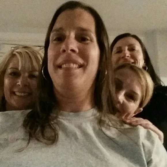 Meet your Posher, Denise