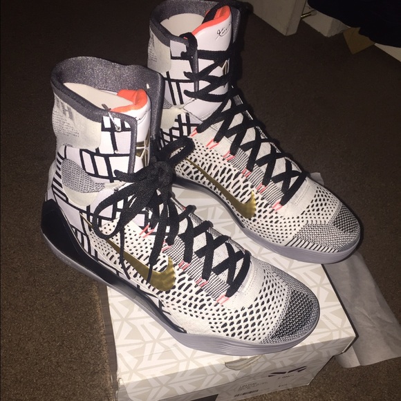 Kobe 9 Elite gold size 11 . Trade with @Jay ship