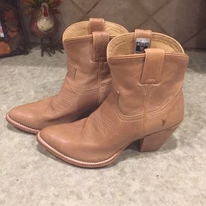 Frye Short boots
