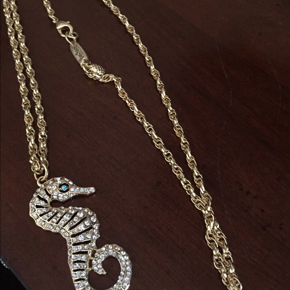 Lily Pulitzer necklace