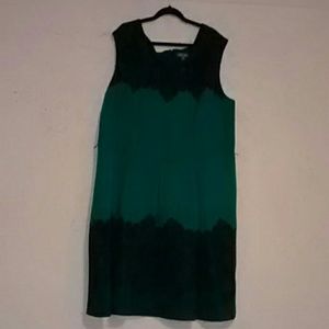 Beautiful green cocktail dress with lace details