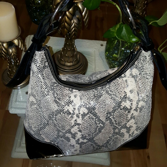 **SOLD**Gorgeous Python and patent DOONEY&BOURKE - Picture 4 of 4